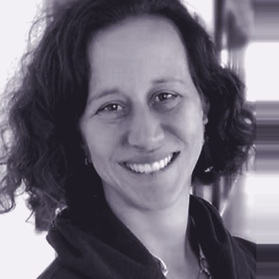 Portrait of Deb Pandra